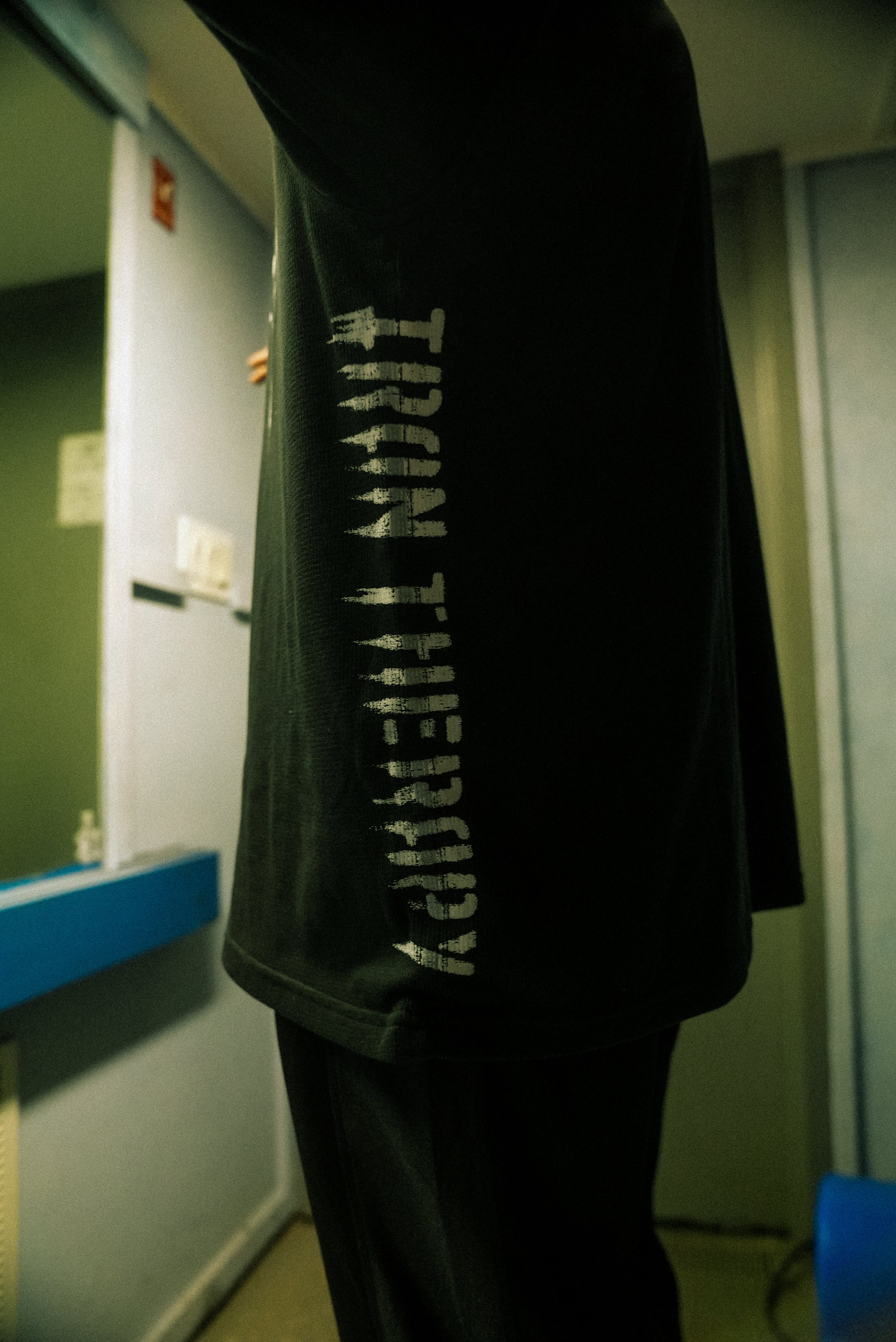White on Black Iron Therapy Pump Cover - Image 3